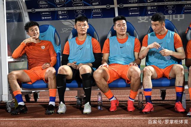 中国男篮热身赛战绩不佳，郭士强需果断调整阵容
